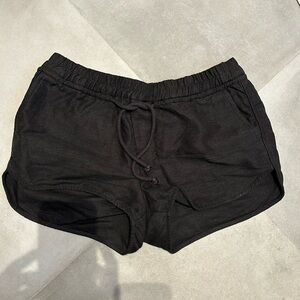 Wilfred Free Linen shorts